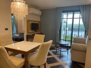 Espana Condo Resort Pattaya EVT