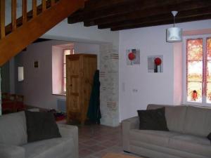 Maisons de vacances Gite Cravant, 4 pieces, 6 personnes - FR-1-590-21 : photos des chambres