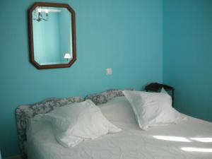 Maisons de vacances Gite Vennecy, 4 pieces, 6 personnes - FR-1-590-181 : photos des chambres