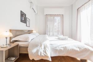 Bright apt in the heart of Athens