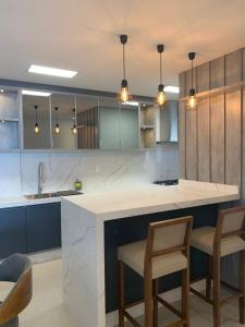 Apartamento 3 quartos com vista ao mar