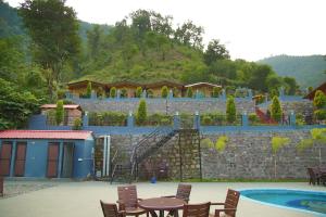 HOA Resorts - Mountain View with Infinity Pool
