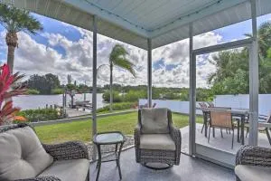 Waterfront Nokomis Escape with Dock, Kayaks and Bikes! - Laurel