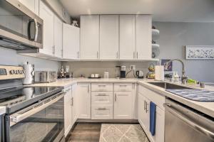 Contemporary San Diego Gem with Community Pool!