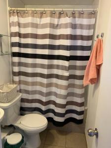 Departamento 3 habitaciones 2 baños Condominio mirador las palmas