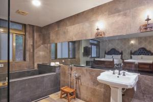 Phòng Deluxe Gia đình (Deluxe Family Room)