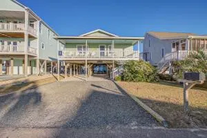 Mahi Beach - 沙洛特