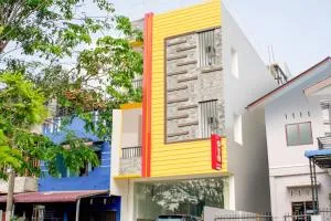 Super OYO 1183 Papakoel - 棉兰