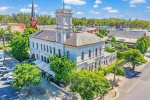 Clocktower Suites - Shepparton
