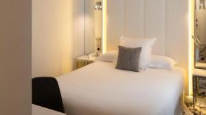 Hotels Nouvel Hotel Eiffel : photos des chambres