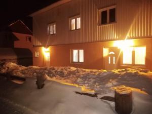 Apartmani Momčilo
