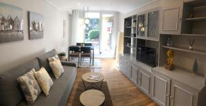 Alojamientos Castellana Jardín 1 y 2 PARKING Y PISCINA GRATIS!!