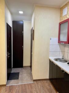 Studio Apartment -біля Вокзалу-недалеко від Центру-Городоцька 131