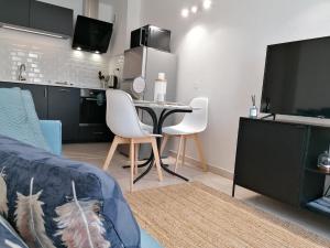 Appartements GRISOLLES - Confortable T2, coeur de village, 5min Canal du Midi & Gare : photos des chambres