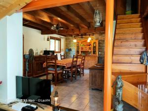 Chalets Chalet de 3 chambres avec jacuzzi jardin et wifi a Le Biot a 7 km des pistes : photos des chambres