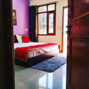 Shimla Pines Homestay