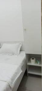Cozy Rooms and Small Partitions for Men guests in Dubai