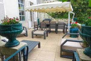 EXCEPTIONNEL PROPRIETE STANDING 90 m2 PARKING PRIVE BEL EXTERIEUR CENTRE VILLE CLIMATISE - Brantôme