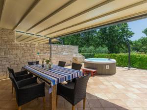 Villa Bobos place with Jacuzzi 46E