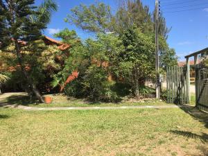 CHALÉ 50 METROS DA PRAIA- CHALÉS SOLANA