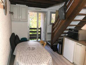 Appartements APPARTEMENT CAUTERETS POUR 4 PERSONNES AVEC PARKING : photos des chambres