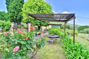 Appartement de 2 chambres avec jardin clos et wifi a Le Bar sur Loup