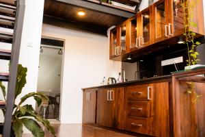 Eden Studio Apartments - 2