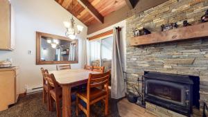 Horizons Condo 4 #168