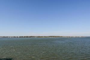 Harbour Island 403L condo