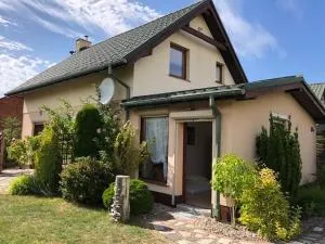 Dom całoroczny Sarbinowo - 比亚沃加德