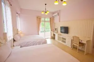 Bear Meets Moose Homestay B&B - Chung-ch'eng