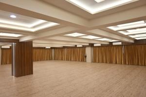 Hotel Privya Surat By Heven Management