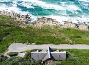 Oyster Bay Beach Lodge