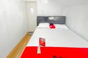 RedDoorz Syariah Plus At Cipanas Cianjur - Barukupa