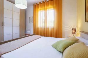 Alghero Villa Mistral per 7 persone Terrazza BBQ AC WiFi img68