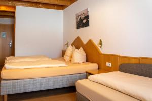 Triple Room room in Berggasthof Wallackhaus