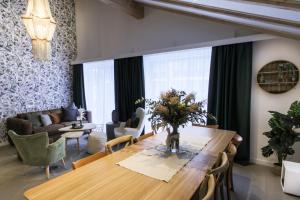 Chalet Antoine serviced Apartments by Mirabeau