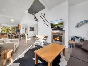 Onyx 2b - Charlotte Pass