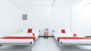 RedDoorz @ Catalina Pension House