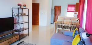 Новый дом 106 м2, территория 160 м2 и своя парковка