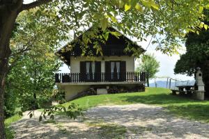 Vineyard Cottage Vrbek