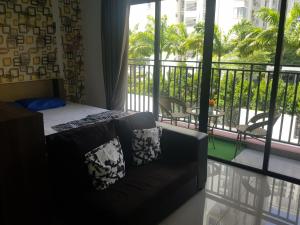 01-AustinRegency homestay Studio family room 4pax near Toppen Aeon Tebrau