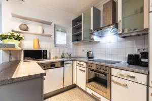 Live Centrally in a Spacious and Modern Apartment in Vienna