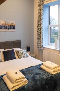 Caer Fedwen Barns Clwyd Cottage Two Bed, Barn Conversion with Private Hot Tub