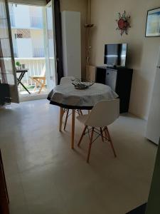 Appartements Studio Masol avec balcon : photos des chambres