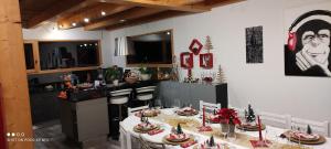 Sejours chez l'habitant Chalet les Vagnys - Lac des Vernays : photos des chambres
