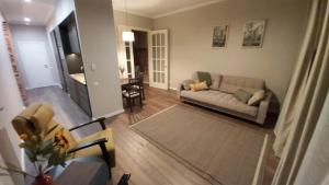 Old Town Modern Apartment