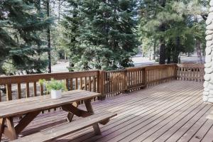 Cabin in the National Forest near Brian Head, Bryce Canyon and Zion