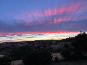Peaceful FarmHouse stay next to Bacchus Marsh Town