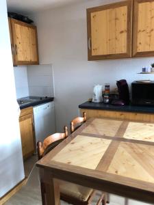 Petit appartement Labellisé Les 2 Alpes résidence Arc en Ciel télésiège Petite Aiguille